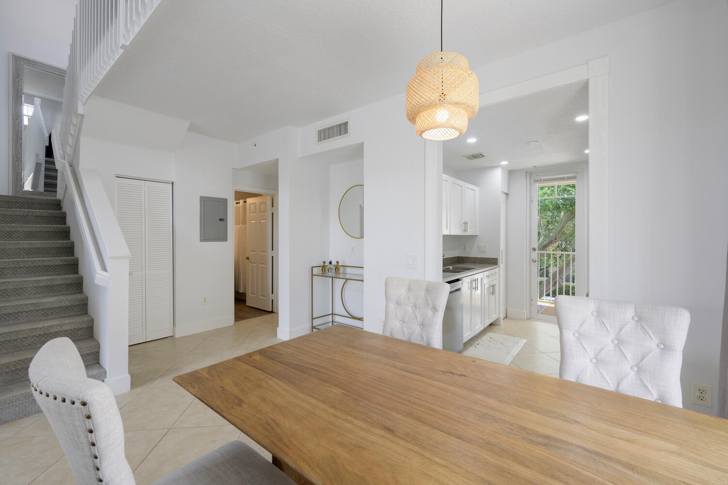 1116 University Boulevard, Unit 20 Jupiter, FL 33458 - Photo 7 of 22 Living