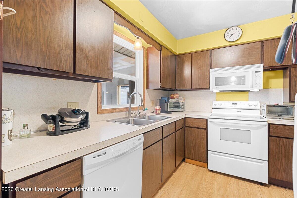 6918 Maynard Road Portland, MI 48875 - Photo 12 of 21 12-Media Jett -10