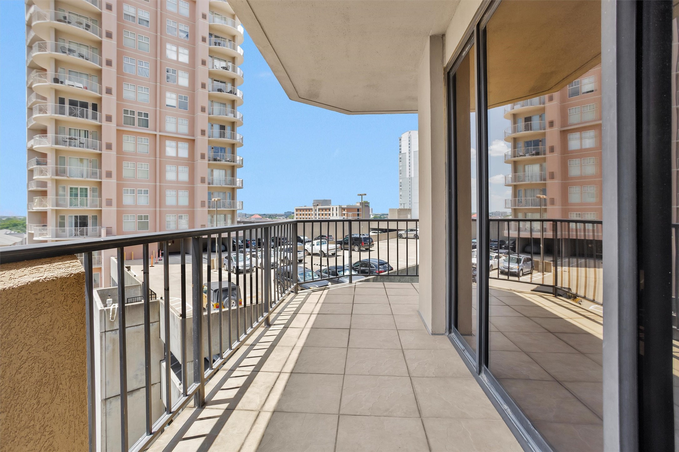 3350 McCue Road, Unit 702 Houston, TX 77056 - Photo 28 of 35 Gallery Image 28