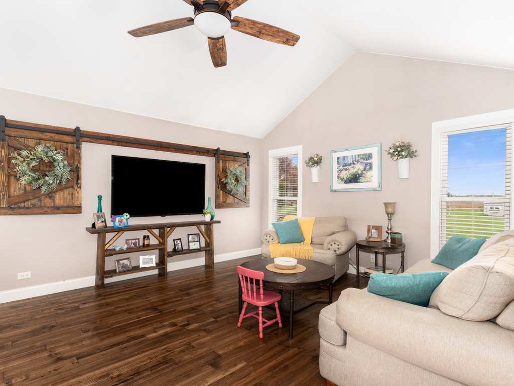 3964 East 2259th Road Serena, IL 60549 - Photo 9 of 36 a living room with furniture and a flat screen tv