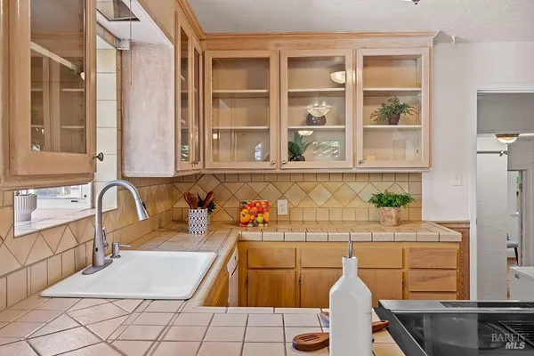 $689,000 | 201 Triplett Drive, Cloverdale, CA 95425