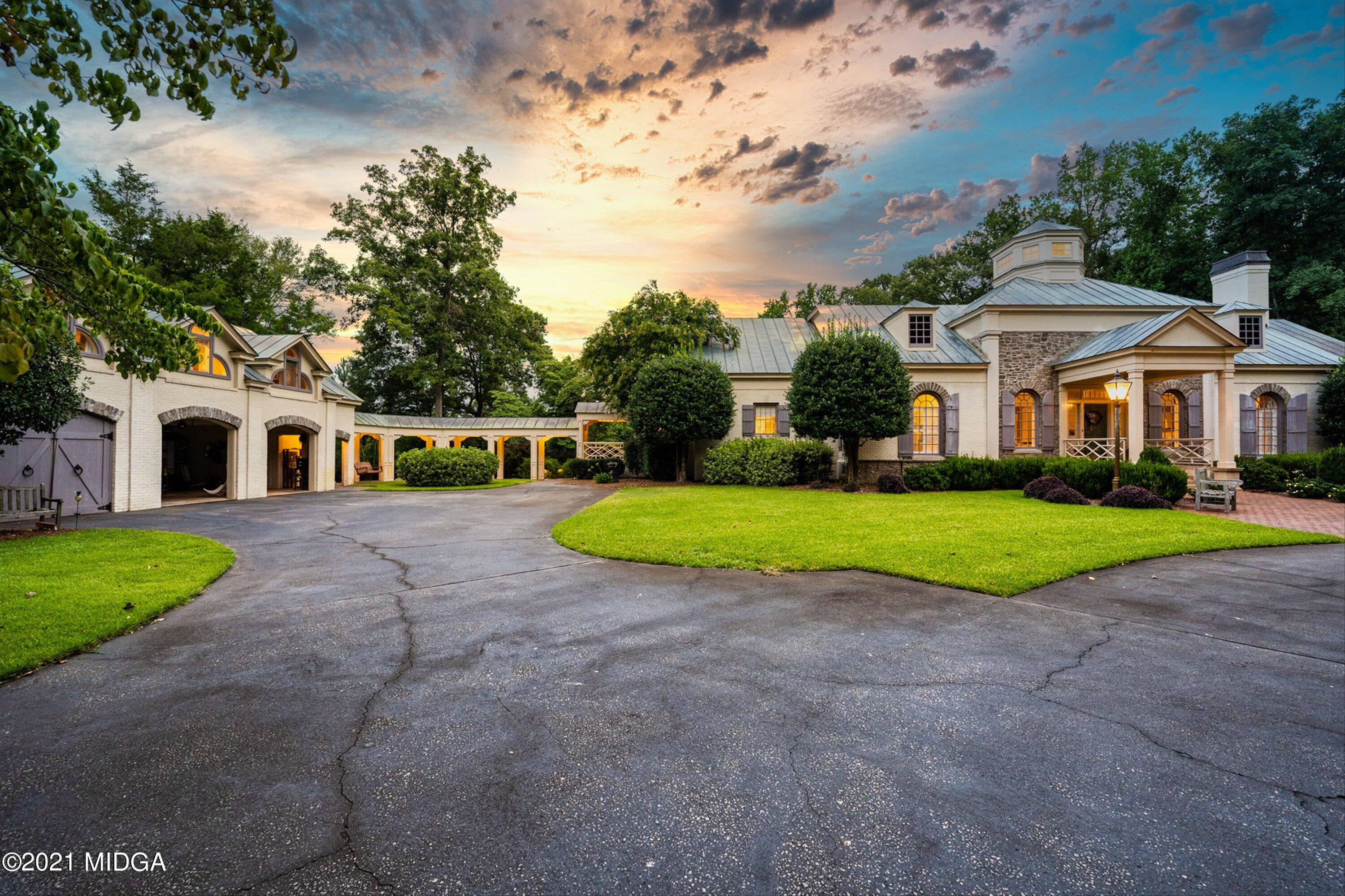 6261 Forsyth Road Macon, GA 31210 - Photo 3 of 77 09-DSC05932