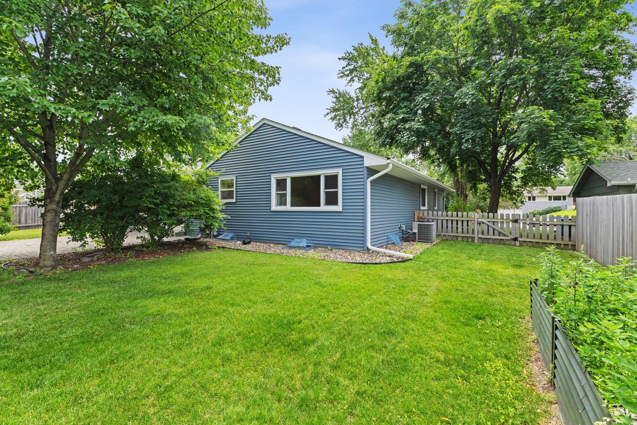 4704 West 70th Street Edina, MN 55435 - Photo 52 of 61