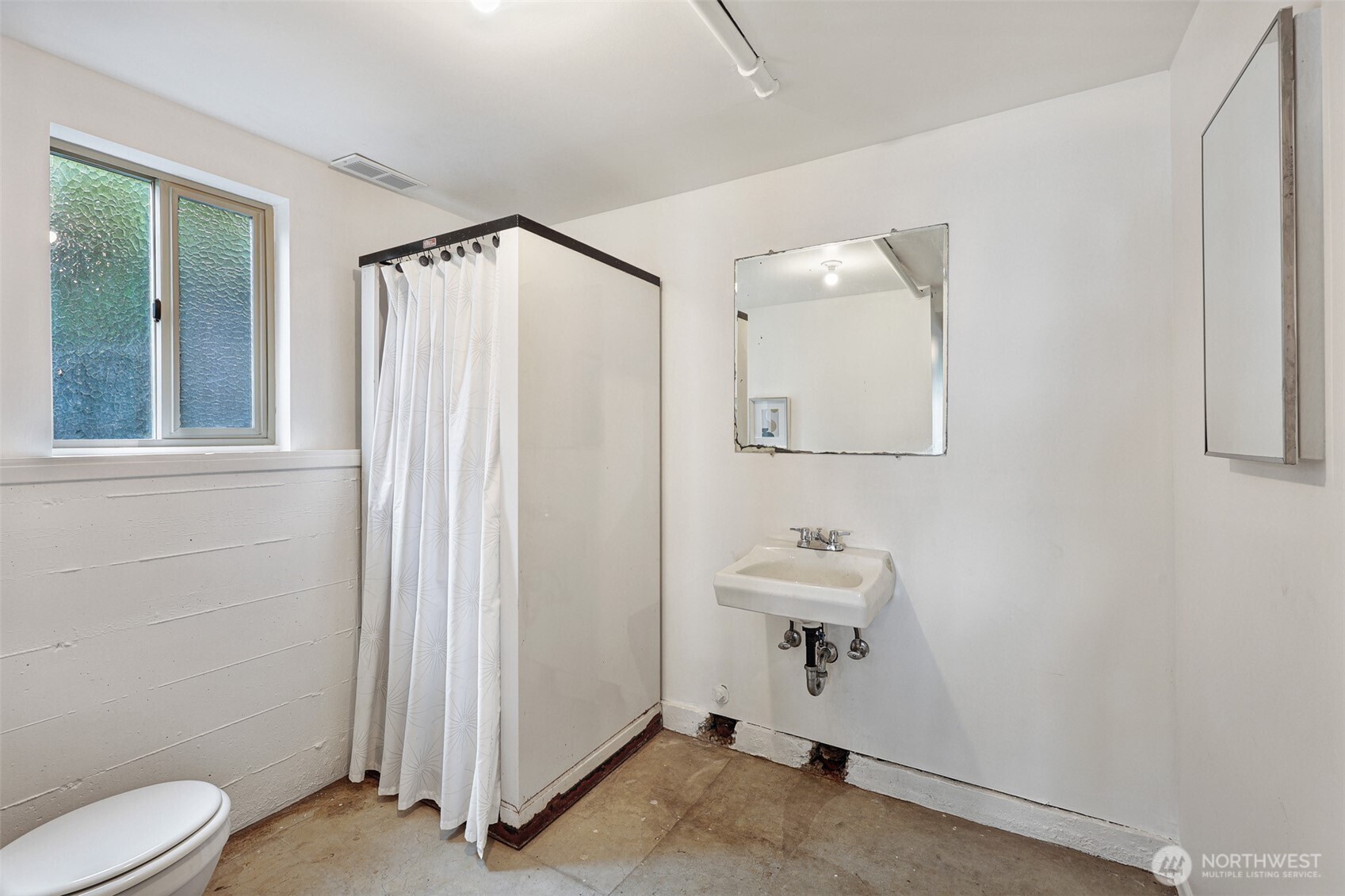 6317 Beach Drive Southwest Seattle, WA 98136 - Photo 26 of 37