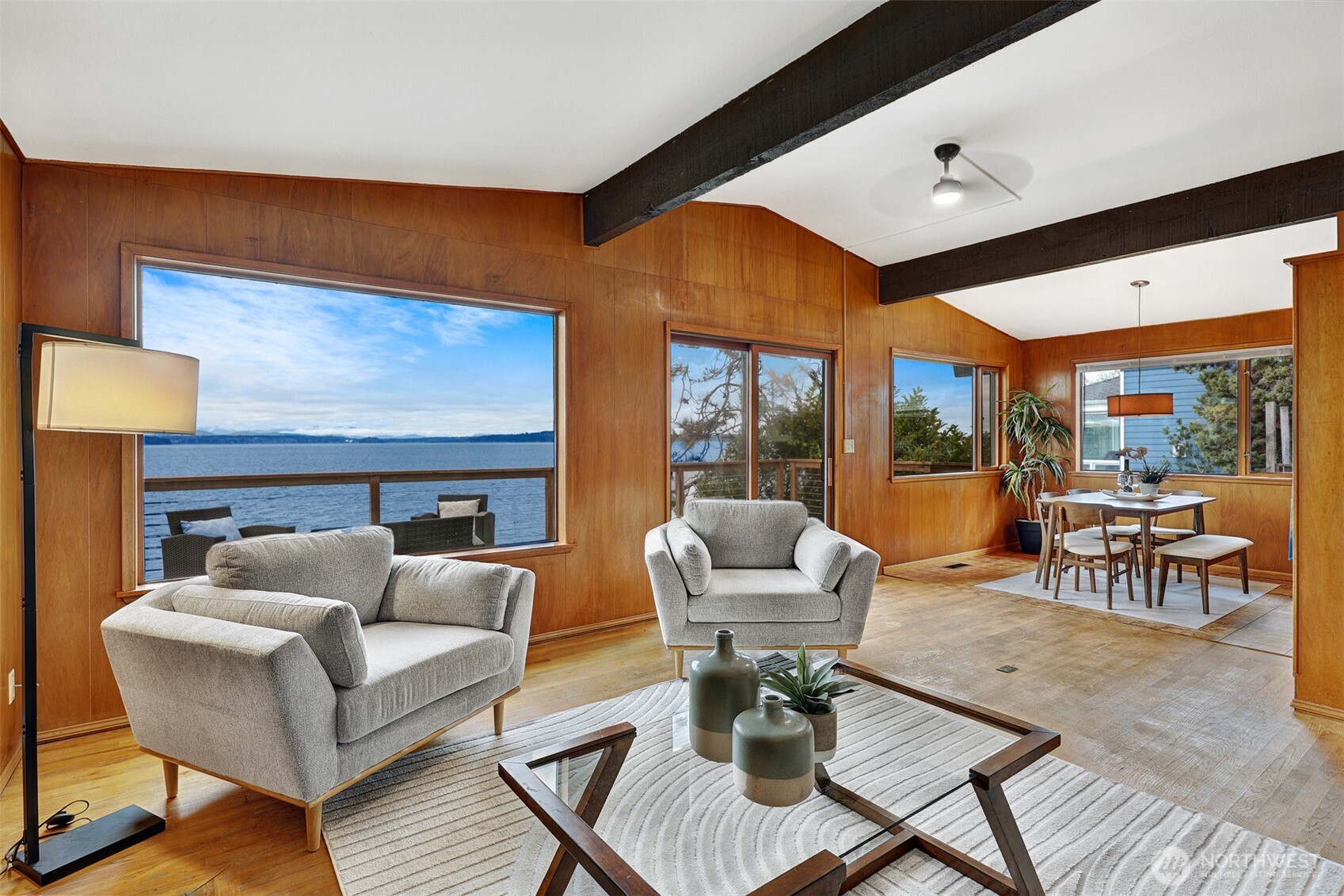 6317 Beach Drive Southwest Seattle, WA 98136 - Photo 9 of 37