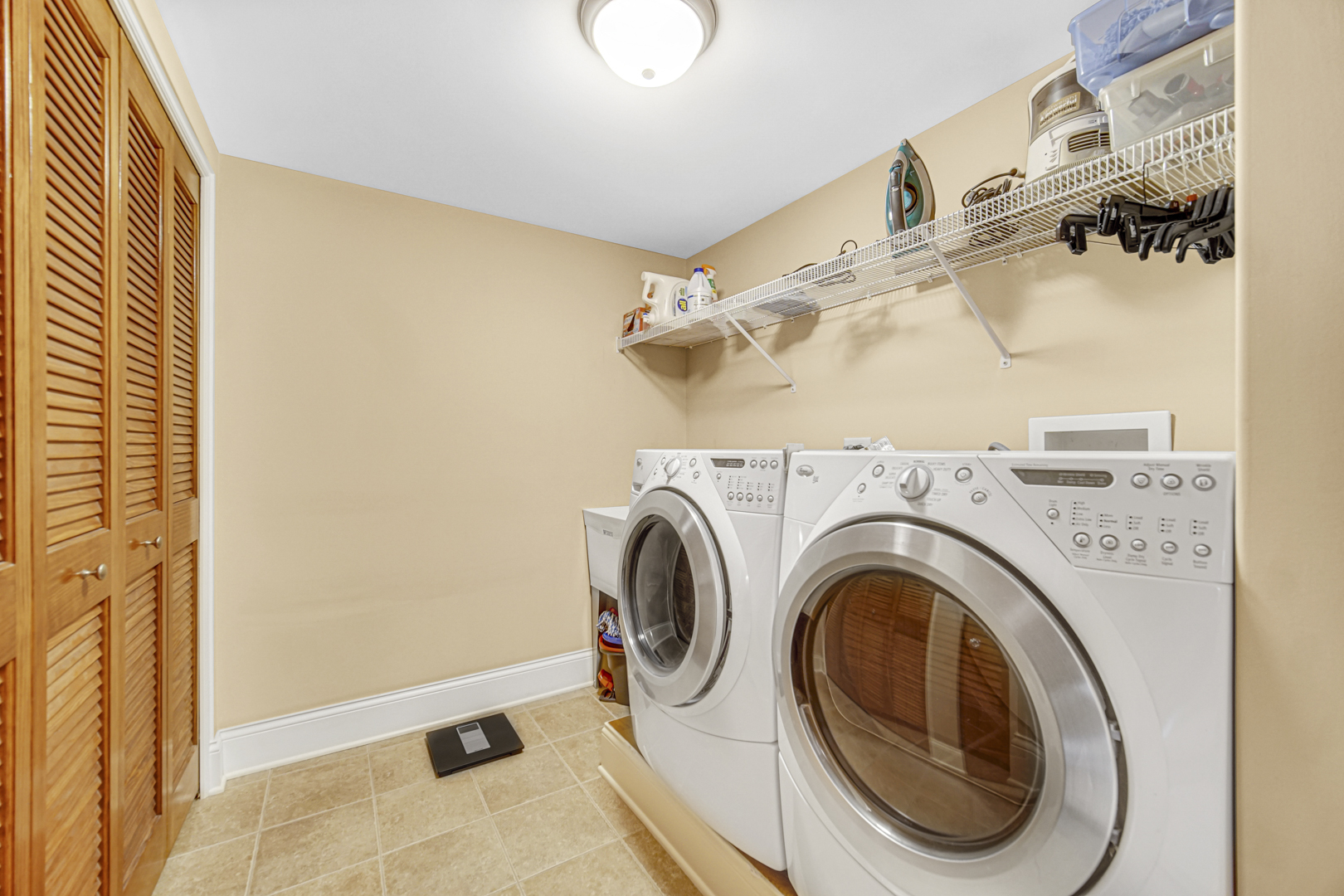 405 West Pierce Road, Unit 201 Itasca, IL 60143 - Photo 16 of 26