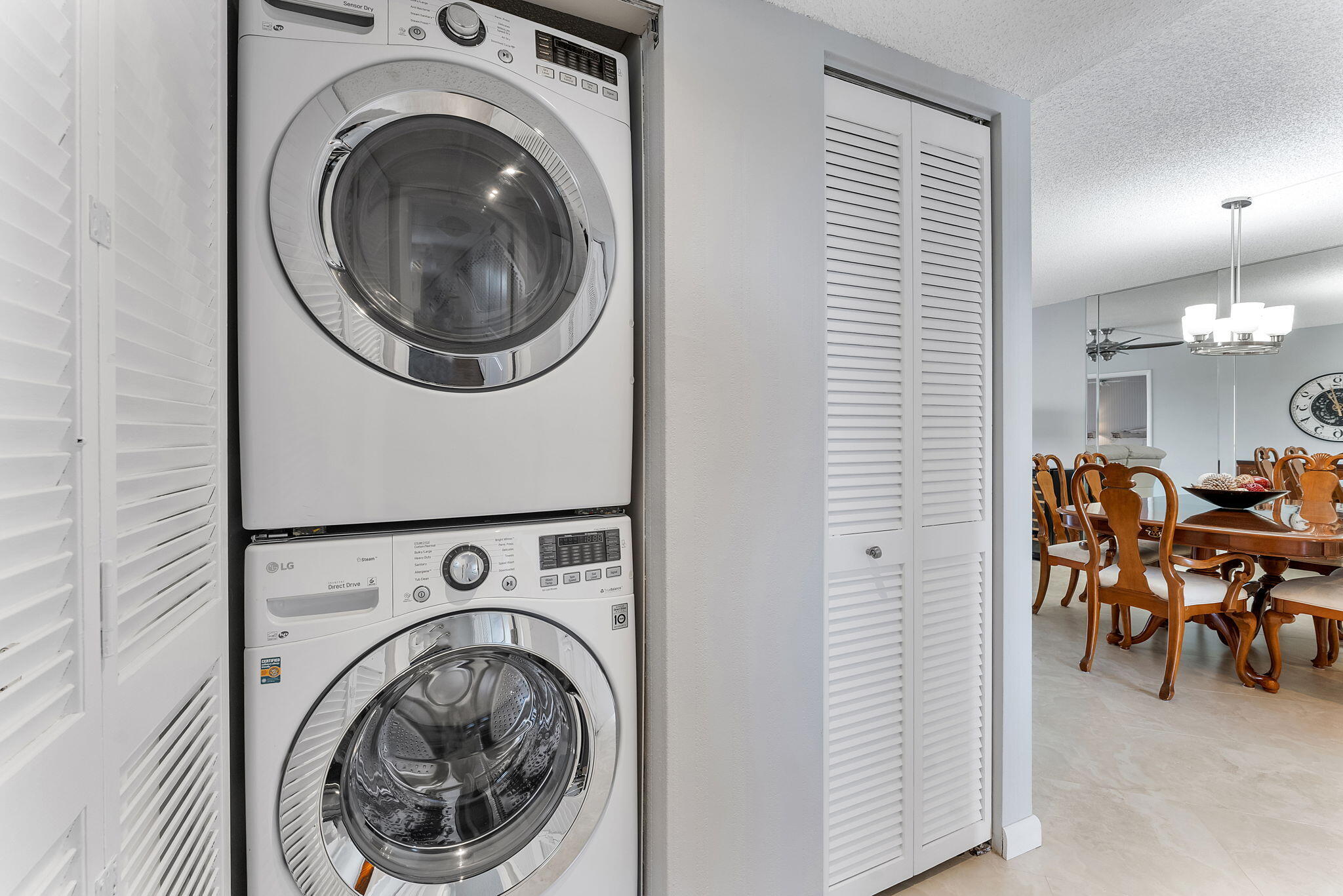 3930 Inverrary Boulevard, Unit 505D Lauderhill, FL 33319 - Photo 9 of 30 Laundry Area