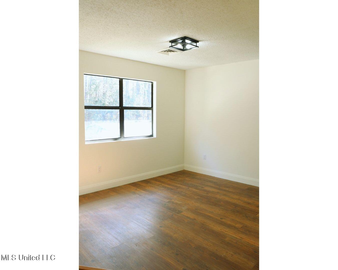 5010 Jobert Road Bay St. Louis, MS 39520 - Photo 16 of 35 12