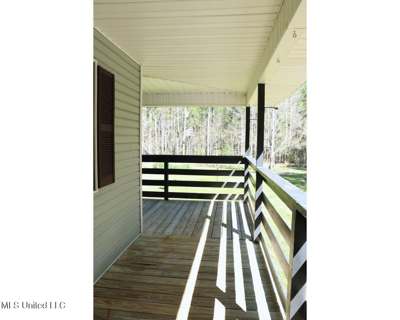 5010 Jobert Road Bay St. Louis, MS 39520 - Photo 4 of 35 17