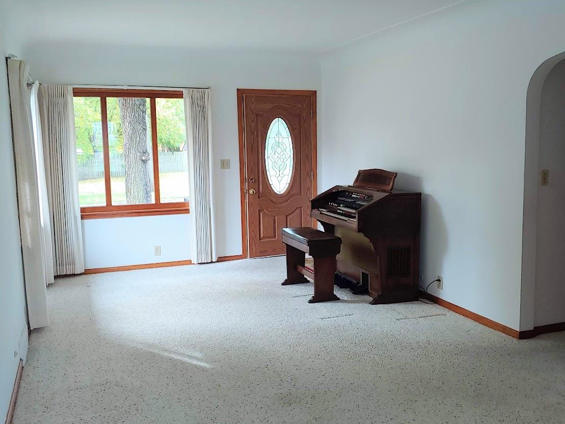 403 East Smith Road Bay City, MI 48706 - Photo 9 of 19