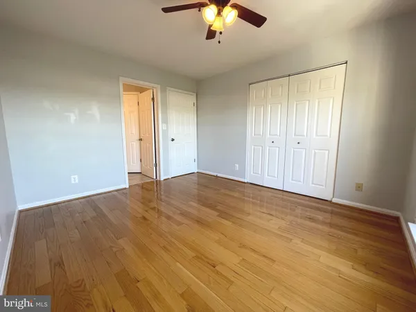 $2,600 | 1100 Quaker Hill Drive, Unit 421, Alexandria, VA 22314