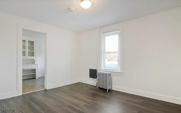 $2,925 | 6 Lackawanna Place, Unit 2F, South Orange, NJ 07079