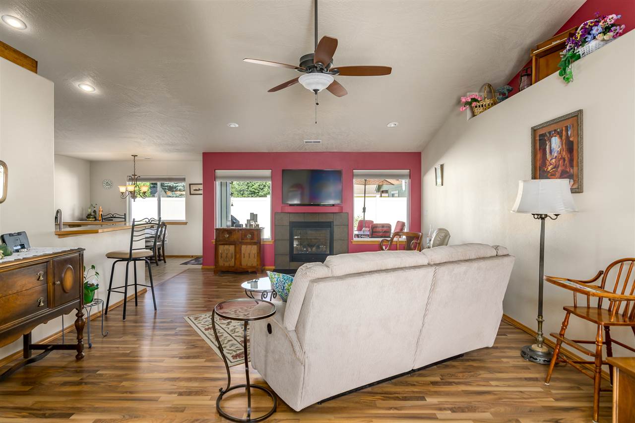 1214 North Blake Road Spokane Valley, WA 99216 - Photo 2 of 17