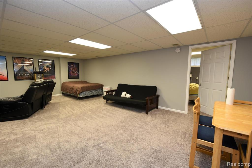 4382 Dublin Road Burton, MI 48529 - Photo 27 of 32