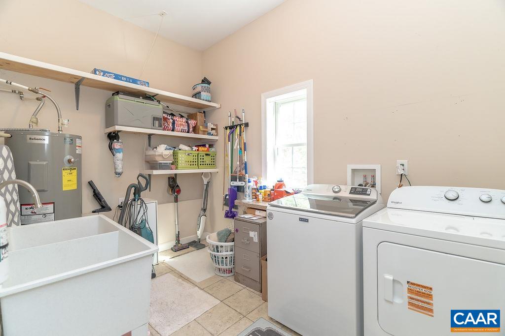 2851 Martin Kings Road Scottsville, VA 24590 - Photo 33 of 67