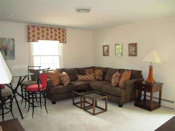 13 Algonquin Road Chelmsford, MA 01824 - Photo 9 of 17 Gallery Image 9