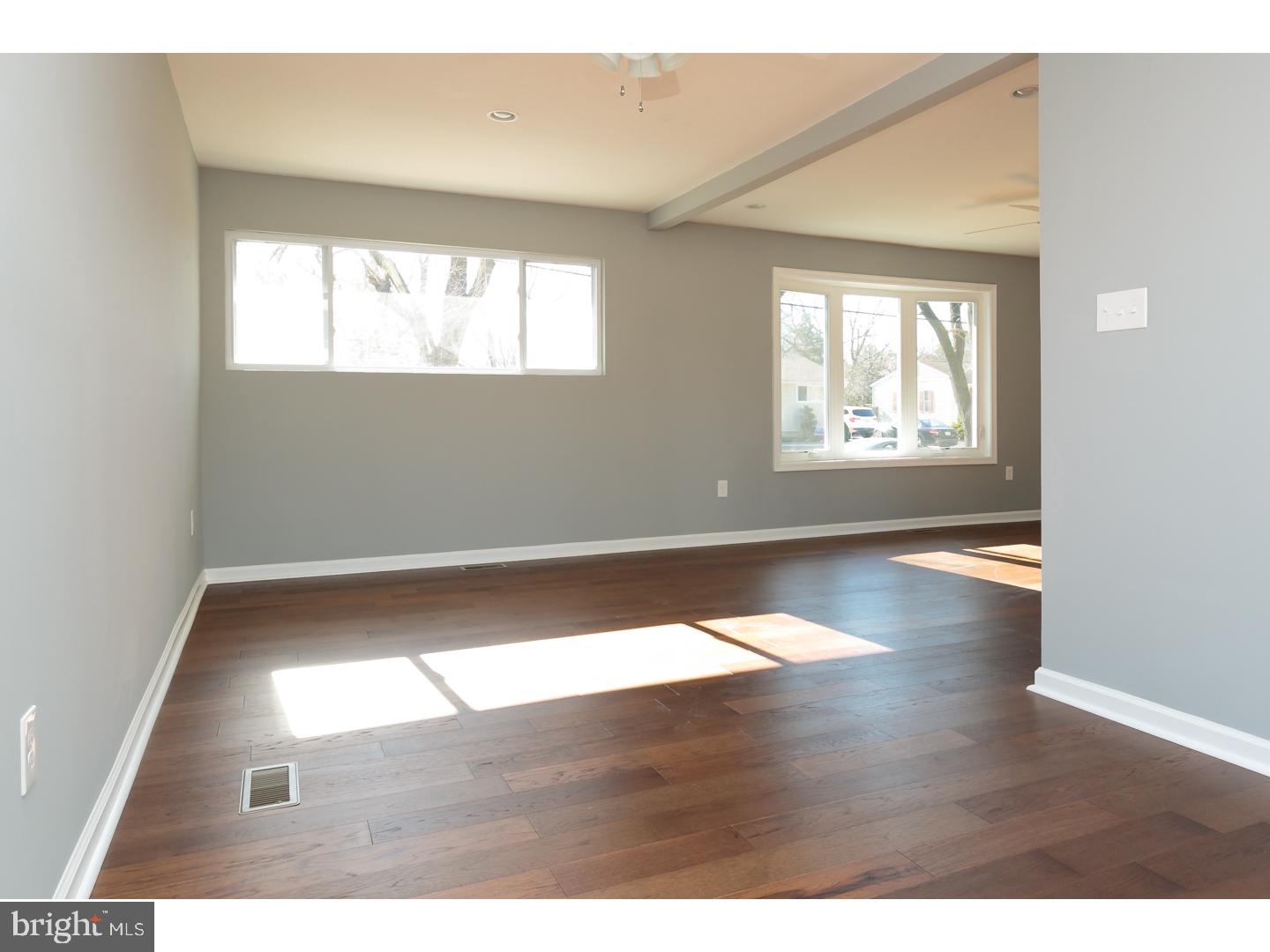 1074 Cranford Road Pine Hill, NJ 08021 - Photo 17 of 24 Dining Room