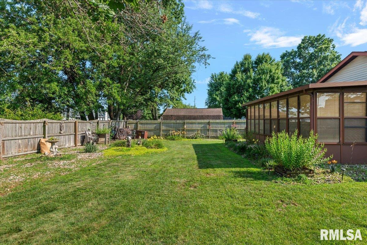 4 Red Oak Lane Springfield, IL 62712 - Photo 35 of 38