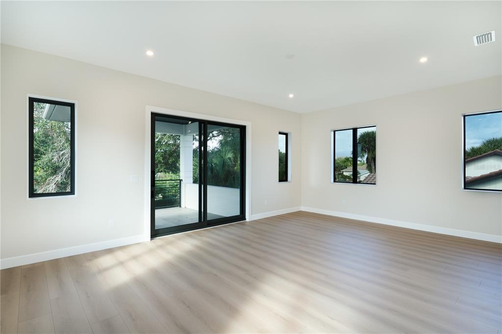 2414 Bayshore Road Nokomis, FL 34275 - Photo 16 of 64 a view of an empty room with a window