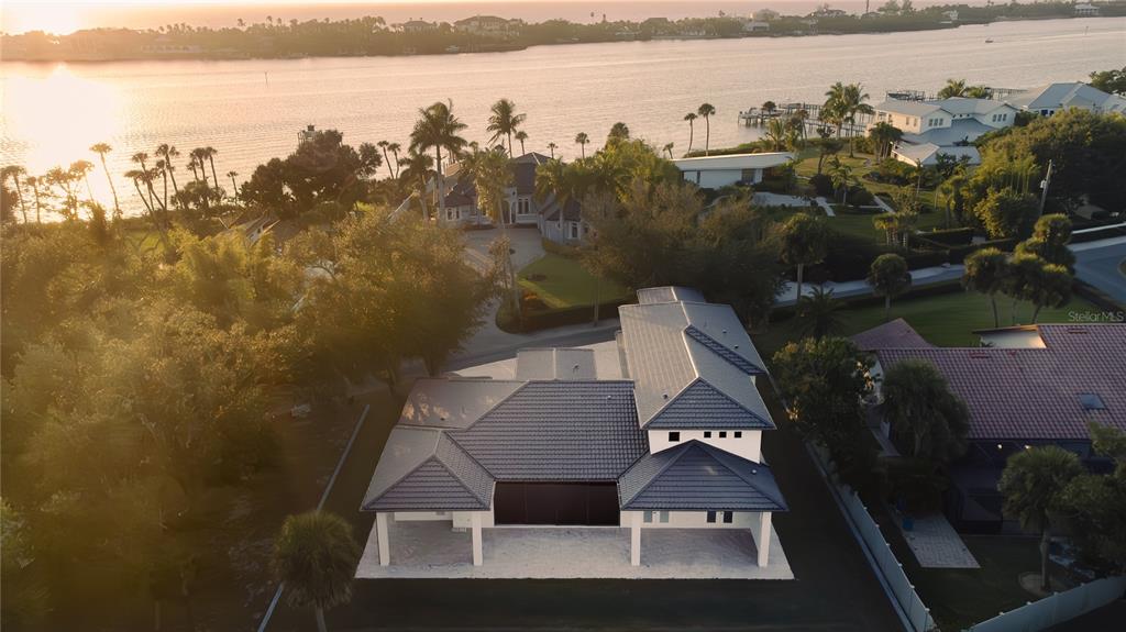 2414 Bayshore Road Nokomis, FL 34275 - Photo 5 of 64 a view of outdoor space and yard