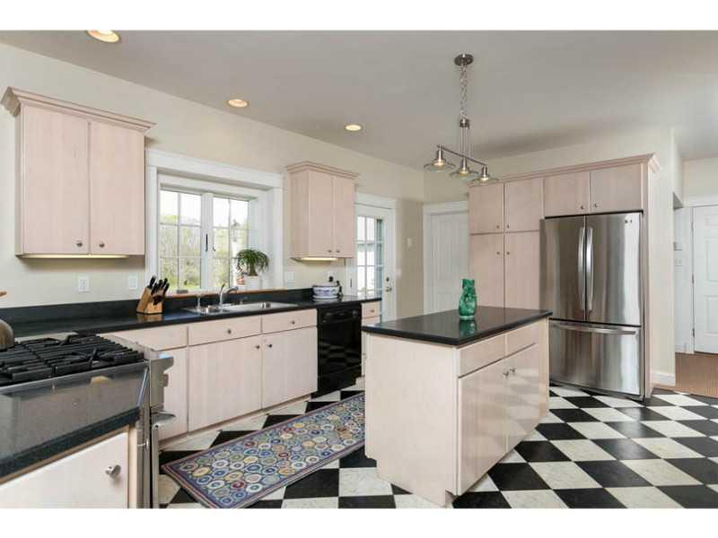 749 Princes Point Road Yarmouth, ME 04096 - Photo 13 of 21 Kitchen.