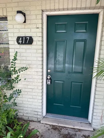 a view of entryway door of the house