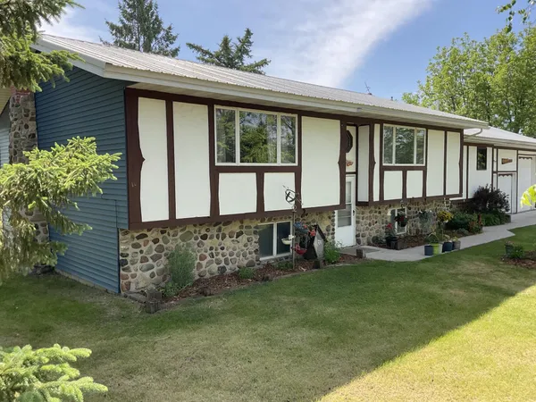 $295,000 | 670 23rd Avenue Northeast, Sauk Rapids, MN 56379