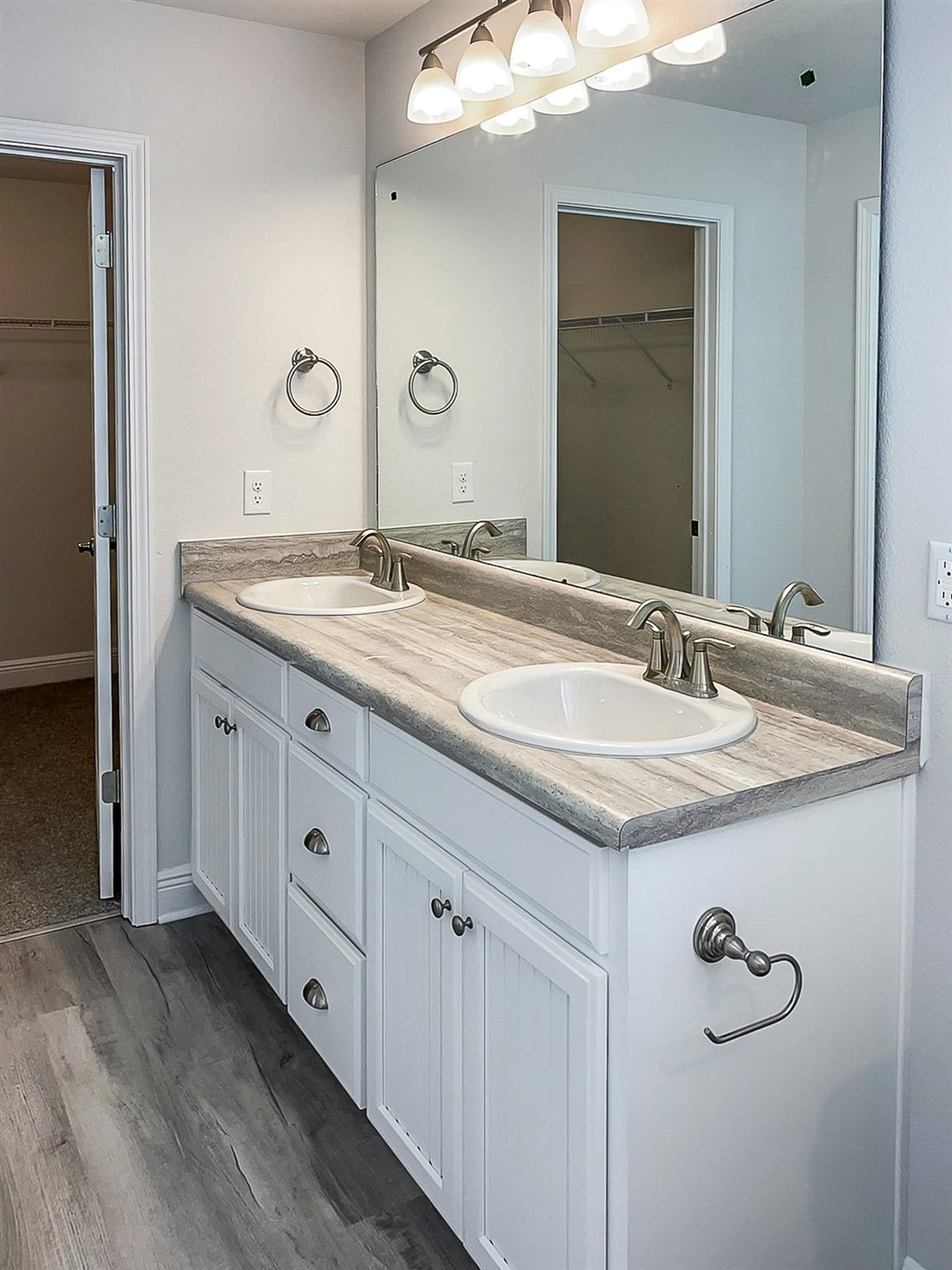 5943 Parsonage Circle Milton, FL 32570 - Photo 14 of 18