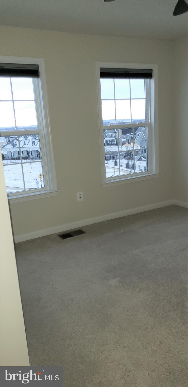 42573 Sunset Ridge Square, Unit 439 Ashburn, VA 20148 - Photo 27 of 41 Guest Bedroom 3- Level 3
