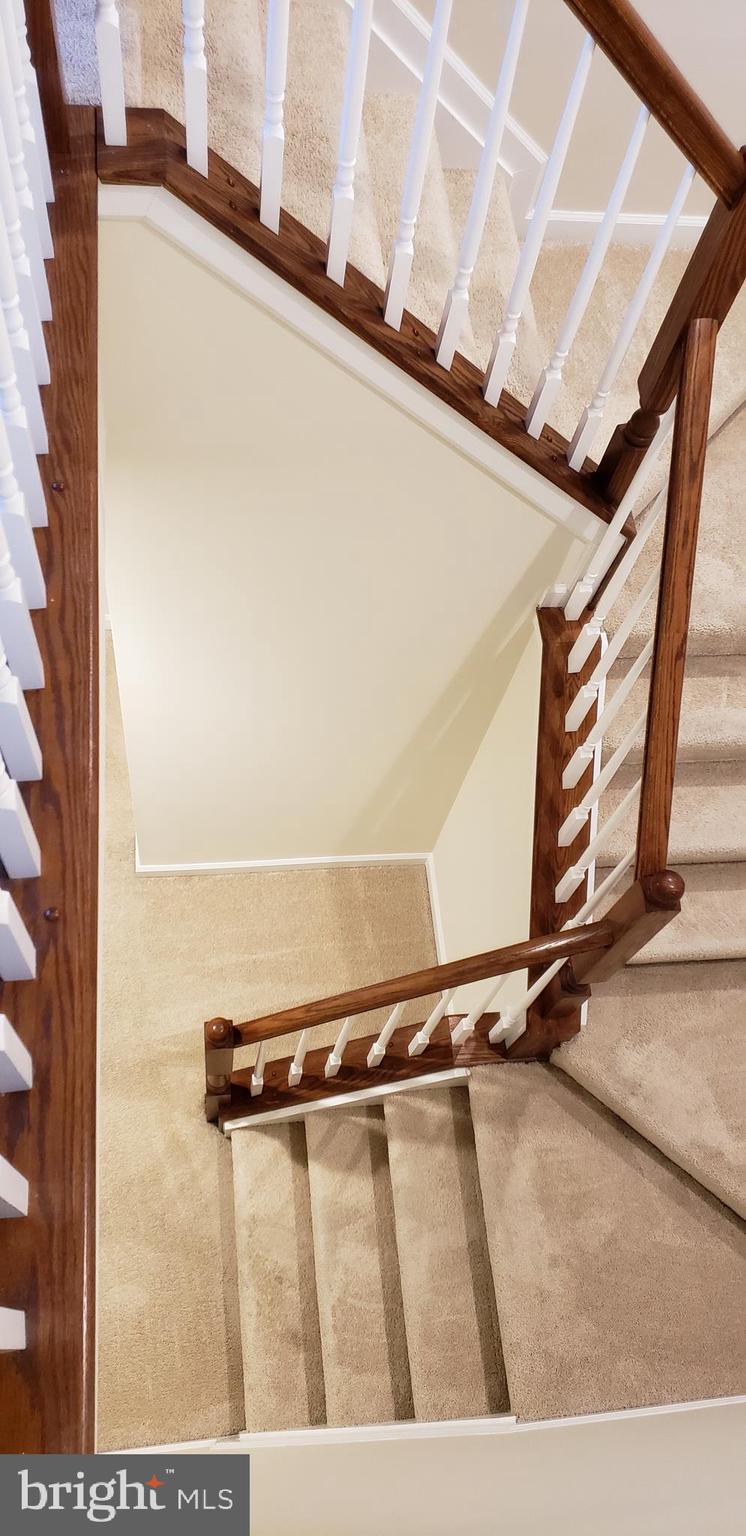 42573 Sunset Ridge Square, Unit 439 Ashburn, VA 20148 - Photo 32 of 41 Staircase to LOFT Level 4