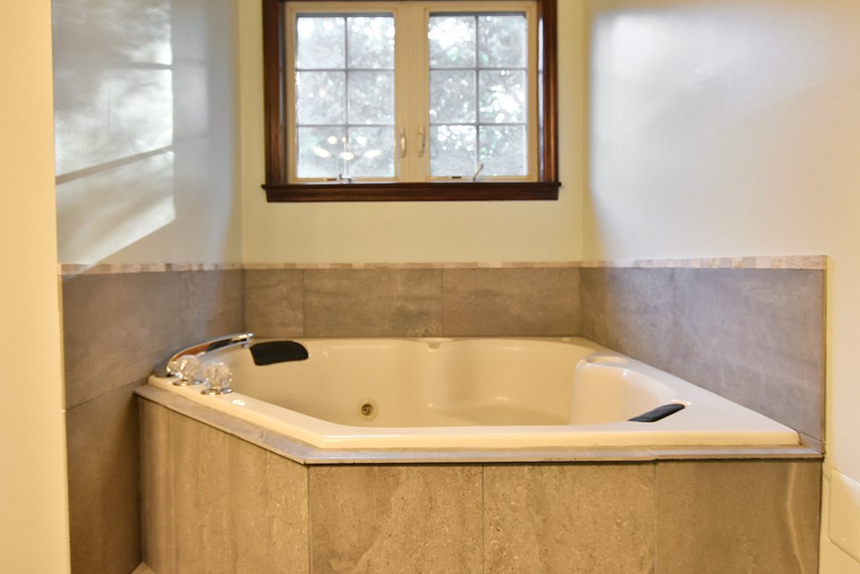 455 Green Bush Road Warwick, RI 02818 - Photo 11 of 32 Gallery Image 11