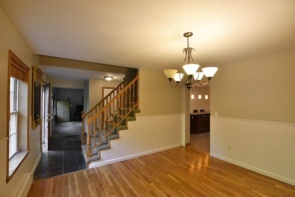 455 Green Bush Road Warwick, RI 02818 - Photo 2 of 32 Gallery Image 2