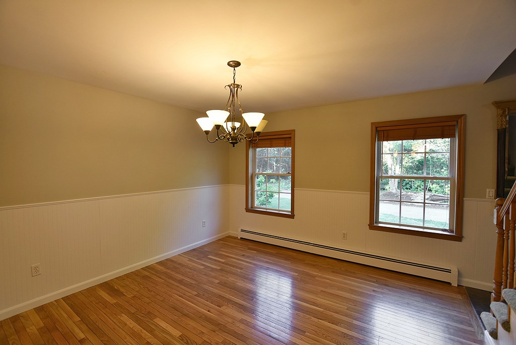 455 Green Bush Road Warwick, RI 02818 - Photo 3 of 32 Gallery Image 3