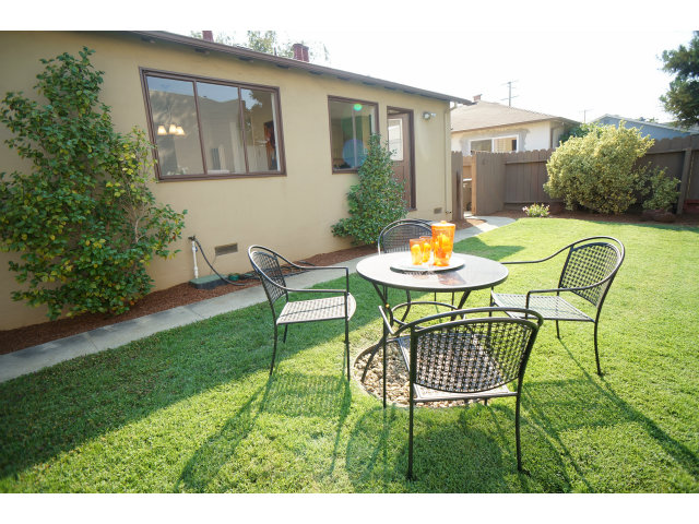 808 Sonia Way Mountain View, CA 94040 - Photo 12 of 13