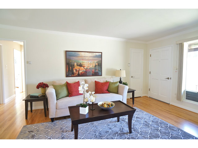 808 Sonia Way Mountain View, CA 94040 - Photo 2 of 13