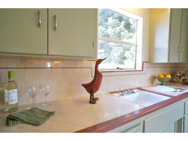 808 Sonia Way Mountain View, CA 94040 - Photo 6 of 13