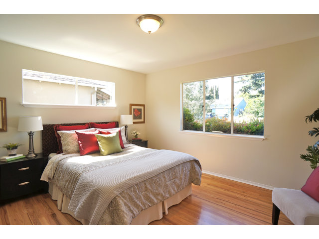 808 Sonia Way Mountain View, CA 94040 - Photo 7 of 13