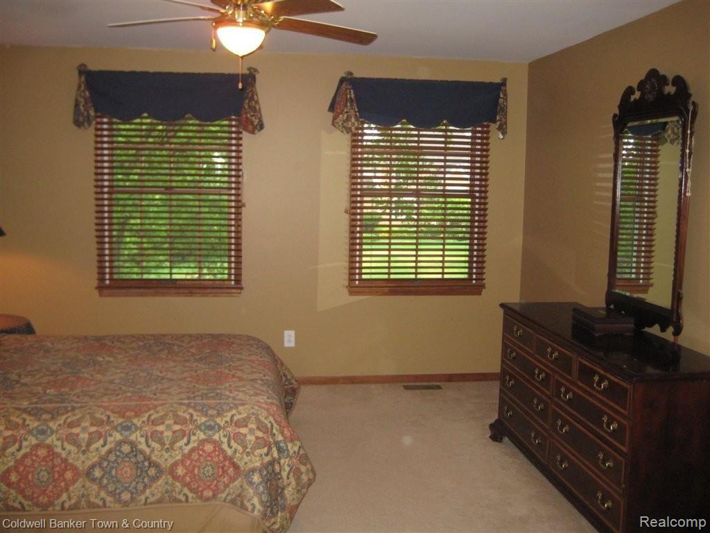 7562 Summit Ridge Brighton, MI 48116 - Photo 18 of 19 Master Suite