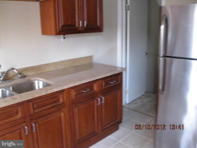 3717 Raspe Avenue Baltimore, MD 21206 - Photo 4 of 9 Kitchen