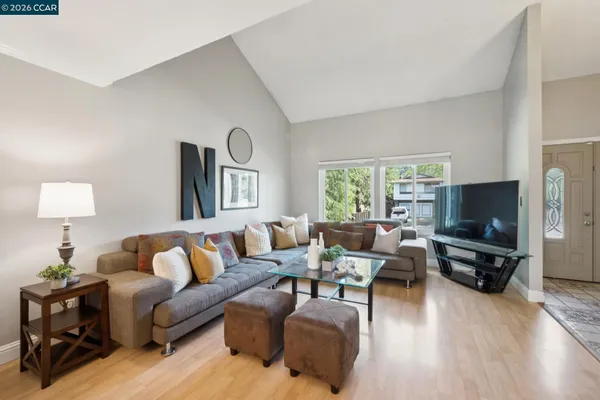 $975,000 | 510 Mt Dell Drive, Clayton, CA 94517