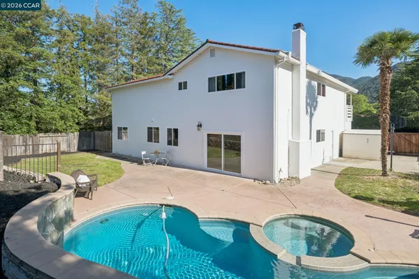 $975,000 | 510 Mt Dell Drive, Clayton, CA 94517
