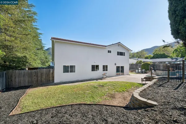 $975,000 | 510 Mt Dell Drive, Clayton, CA 94517