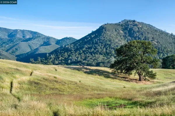 $975,000 | 510 Mt Dell Drive, Clayton, CA 94517