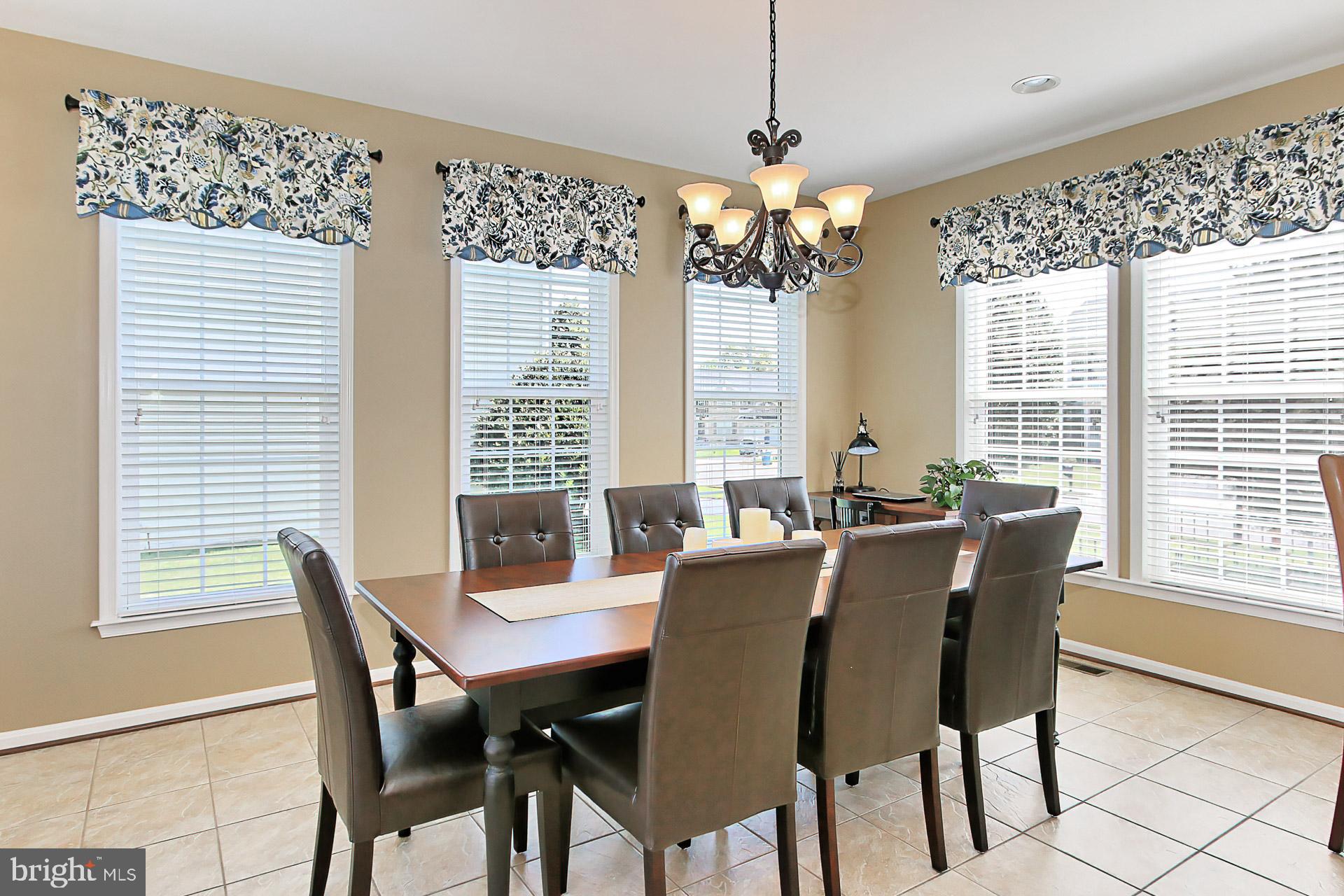 9335 Castle Hill Road Springfield, VA 22153 - Photo 15 of 53 Morning room opens to custom deck
