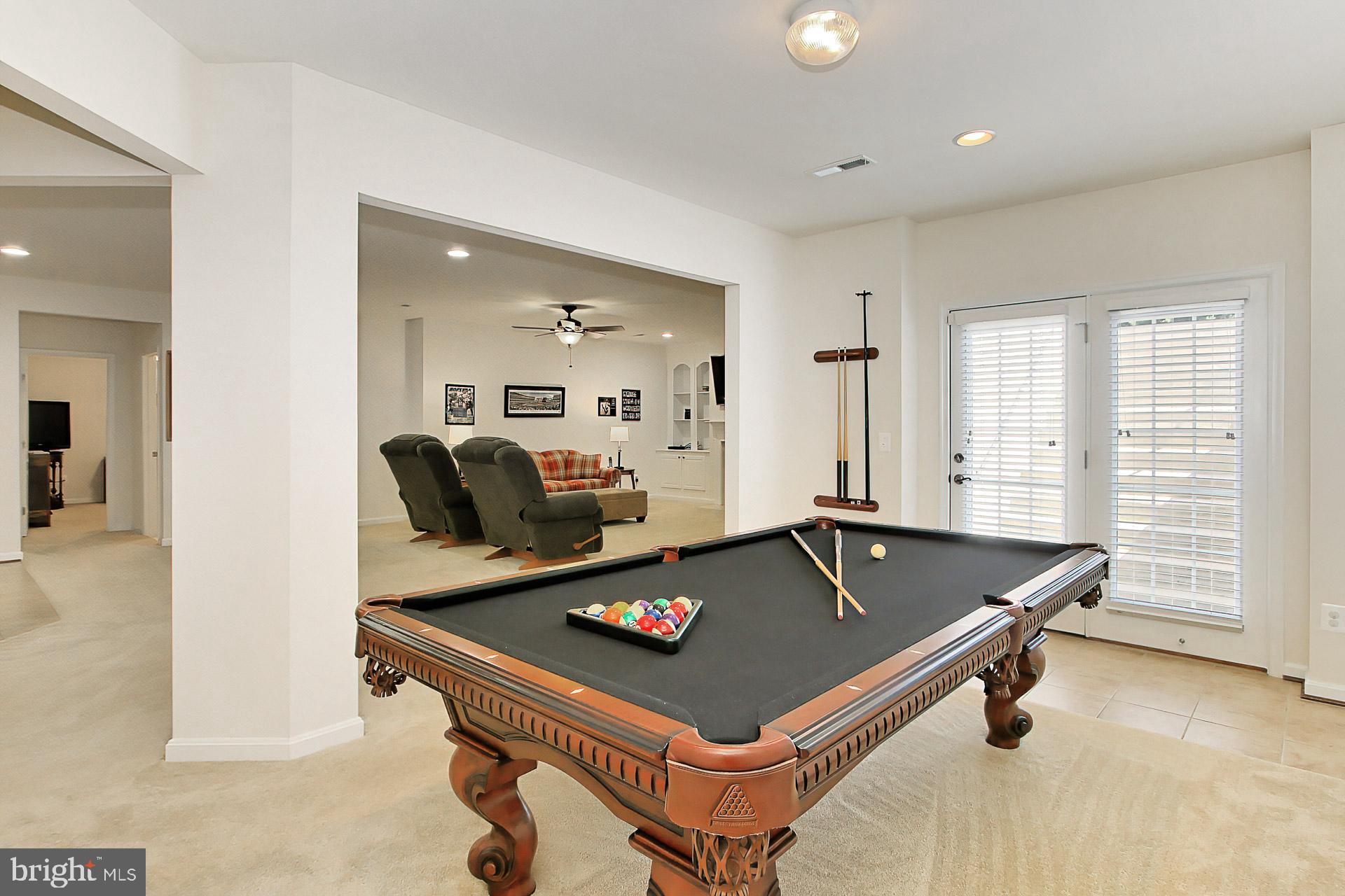 9335 Castle Hill Road Springfield, VA 22153 - Photo 44 of 53 Billards area