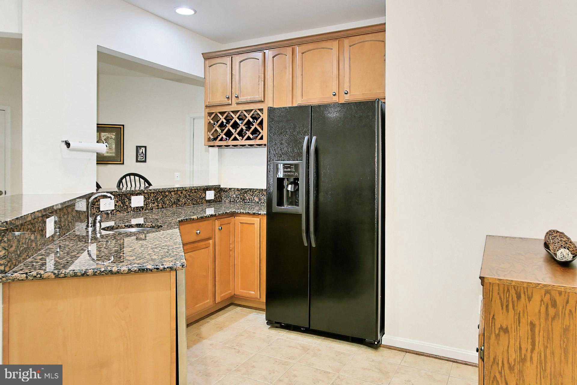 9335 Castle Hill Road Springfield, VA 22153 - Photo 45 of 53 Wetbar