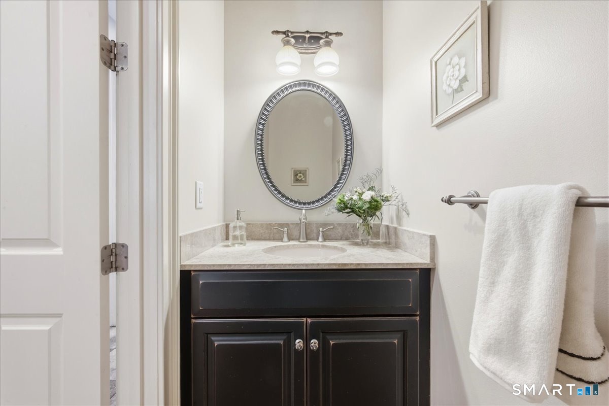 17 Bittersweet Way Stonington, CT 06378 - Photo 20 of 40