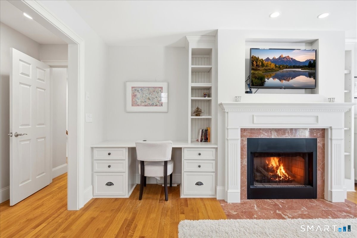 17 Bittersweet Way Stonington, CT 06378 - Photo 23 of 40