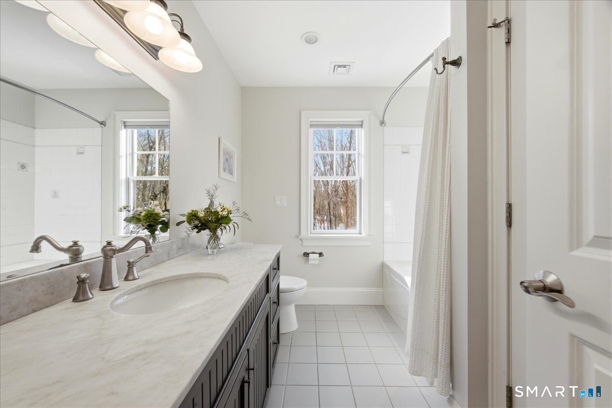17 Bittersweet Way Stonington, CT 06378 - Photo 34 of 40