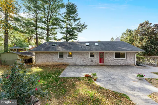 a black and white photo of a book
